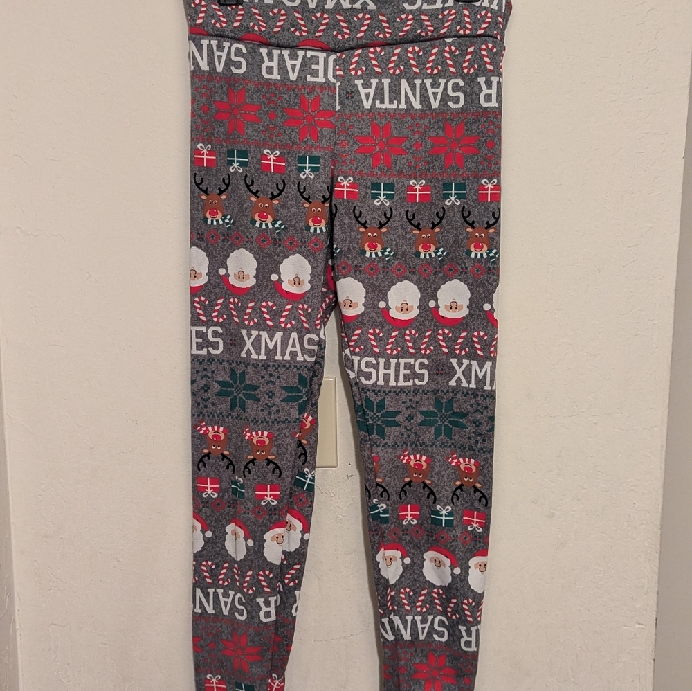 No boundaries grey Christmas pants size medium